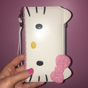 Hello Kitty Wallet iPhone 6s PLUS CASE! 💕